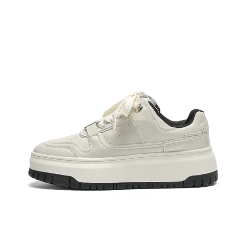 FOREVER 21 Skateboard Shoes Women's Low-Top