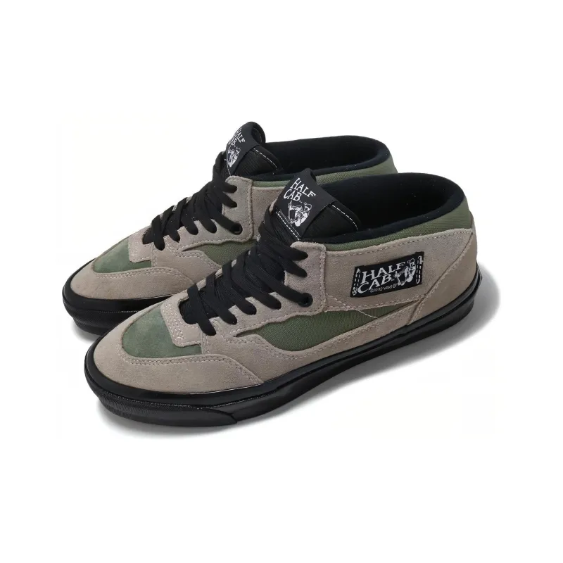Half Cab Premium Vans 33 'Park Ranger Pack Aluminium'-3