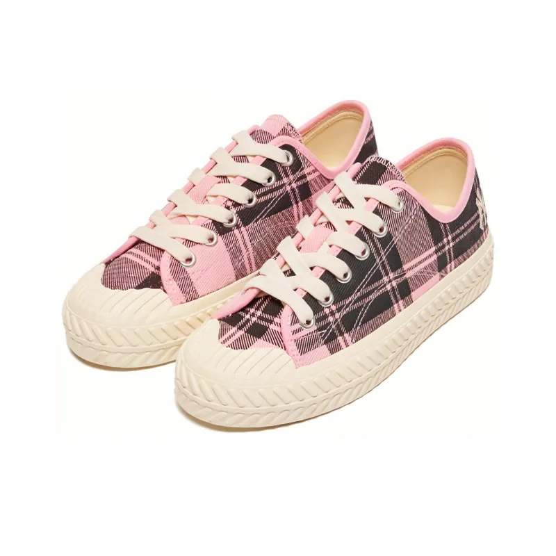 MLB Playball Anti Slip Wear Resistant Low Top Canvas Shoes Unisex Pink-2