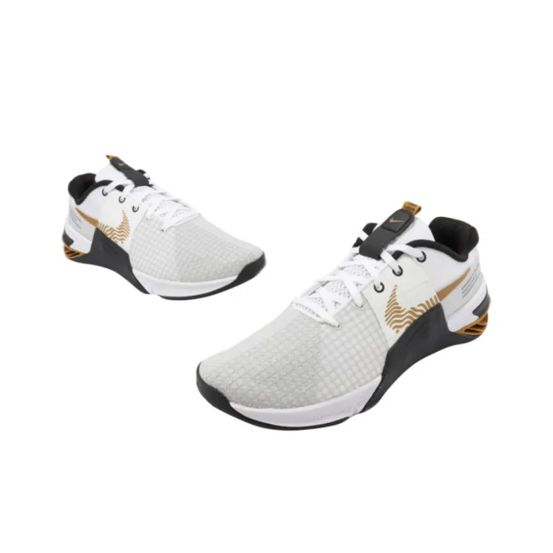 Nike Metcon 8 White Gold Suede-3