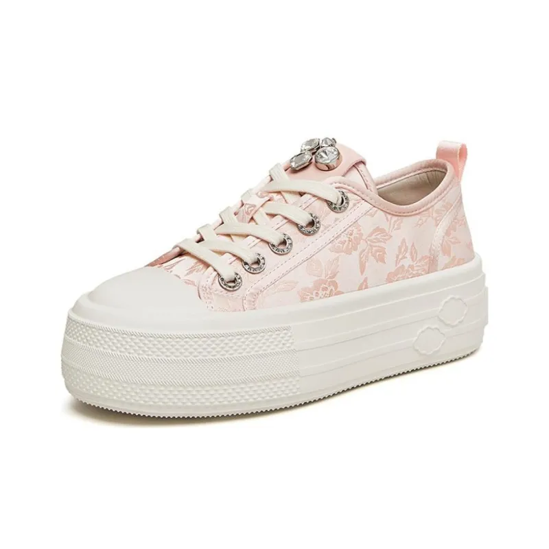 TATA Skateboard Shoes Women's Low Top Solid Color-1