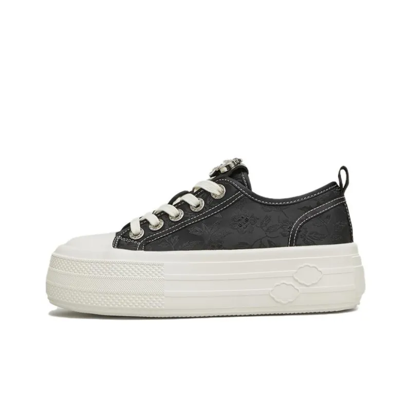 TATA Skateboard Shoes Women's Low Top Solid Color-5