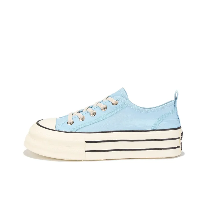 Yobn Breathable Height Increasing Low Top Canvas Shoes Women's Light Blue-0