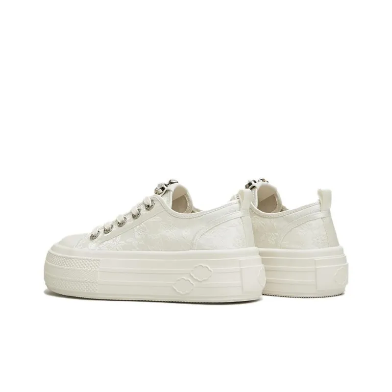 TATA Skateboard Shoes Women's Low Top Solid Color-12