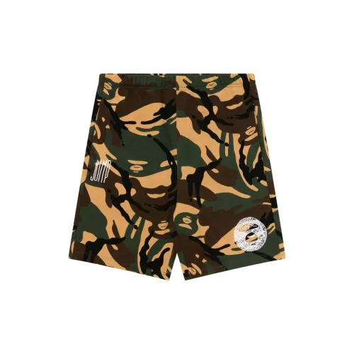 Aape Casual Shorts Men Green Camouflage GRR