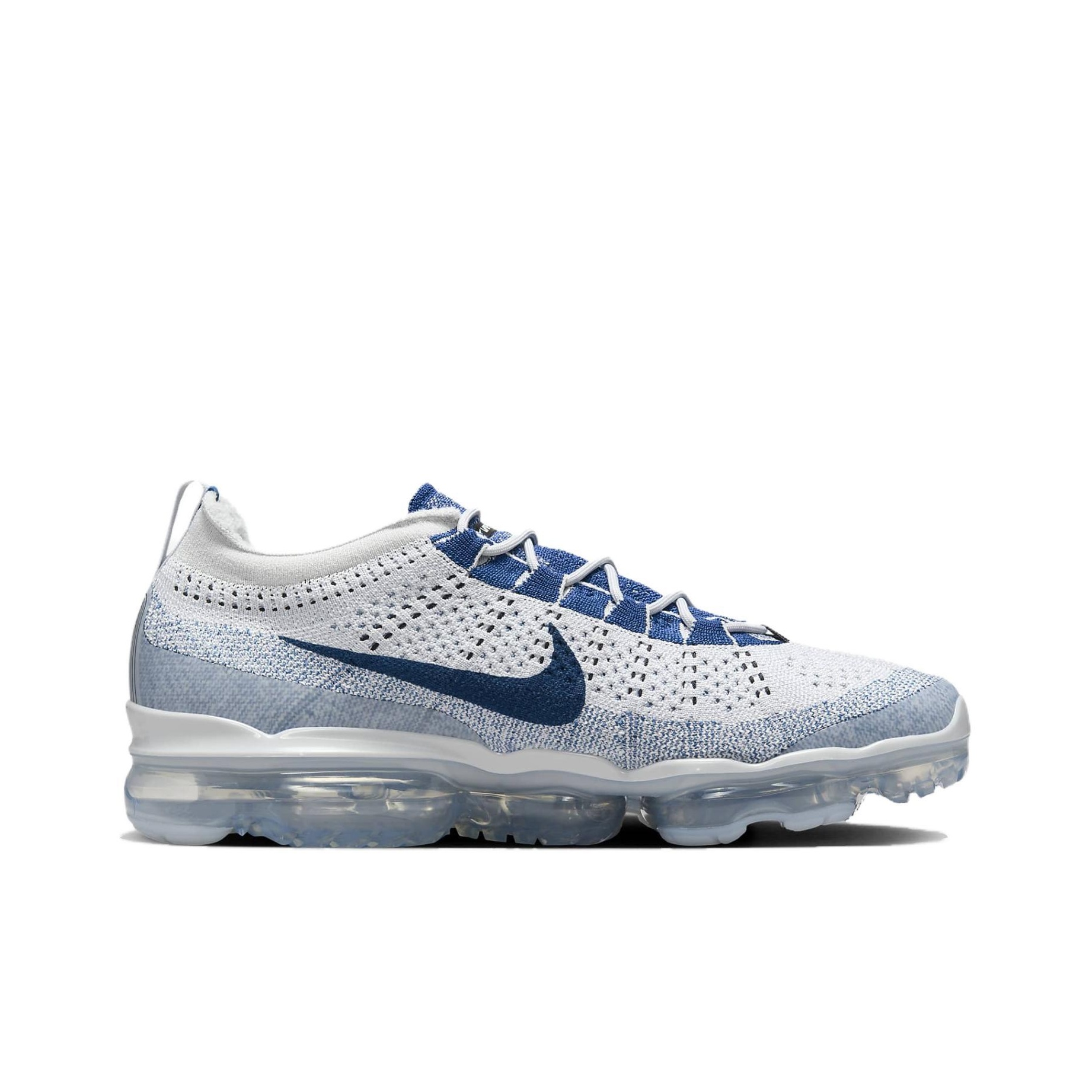 Blue nike vapormax flyknit on sale