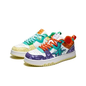 A1 Mismatched Shoes Coverage Balance Wear Resistant Low Top Skateboard Shoes Unisex