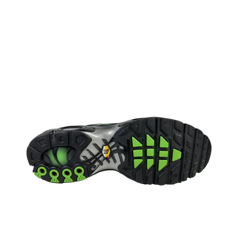 Nike Air Max Plus GS 'Black Silver Green Strike'-3