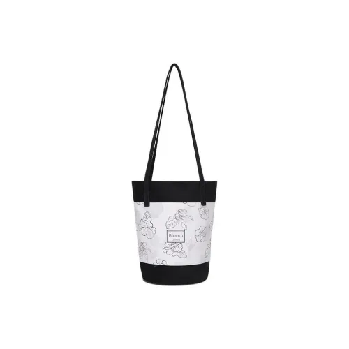 NEARAY Shoulder Bags Camellia Black/White