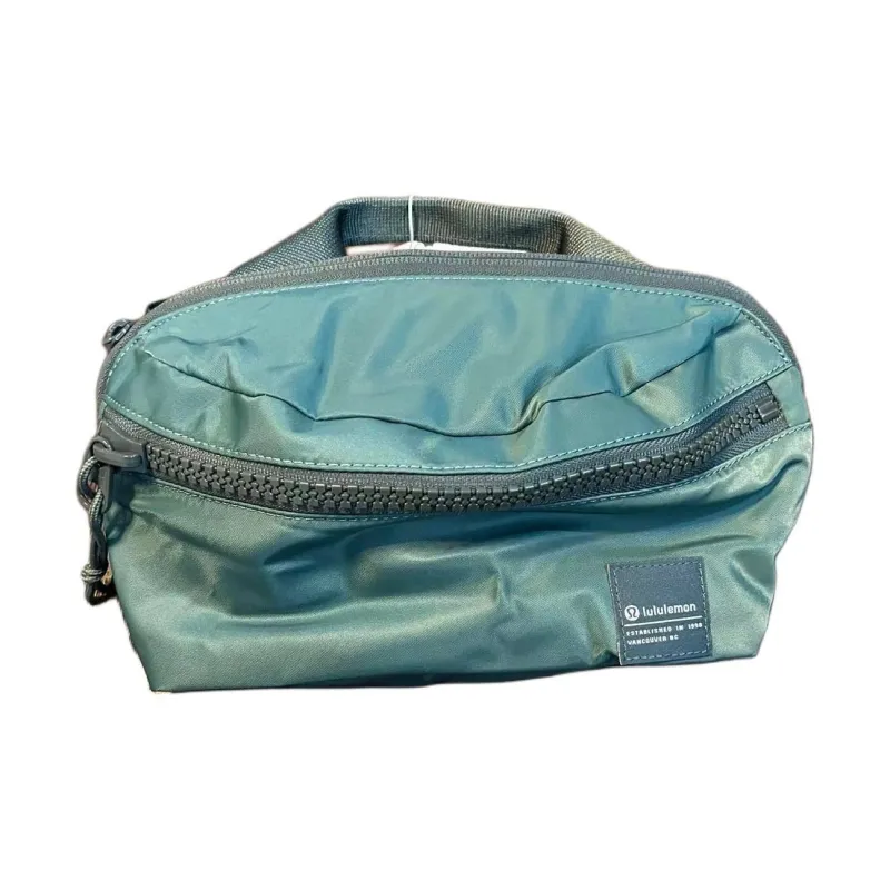 Lululemon Recycled Polyester With Nylon Fanny Pack Regular Unisex Green-2