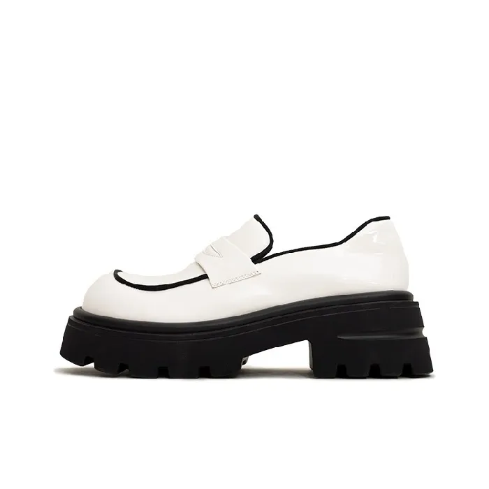 Uncle's House Loafers Women's White-0