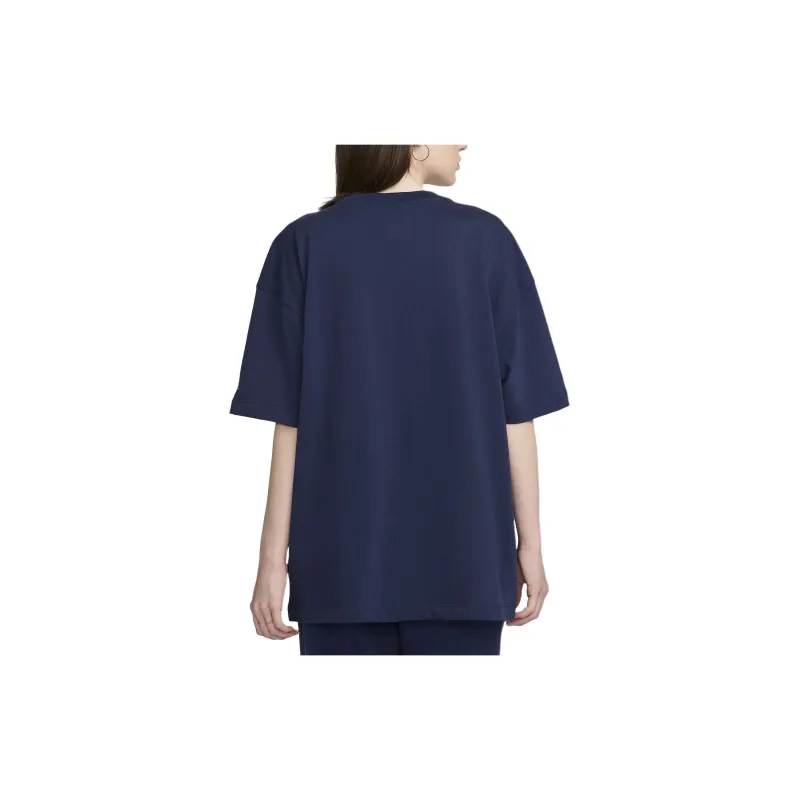 Nike Sportswear Essential Women's Oversized T-Shirt-1