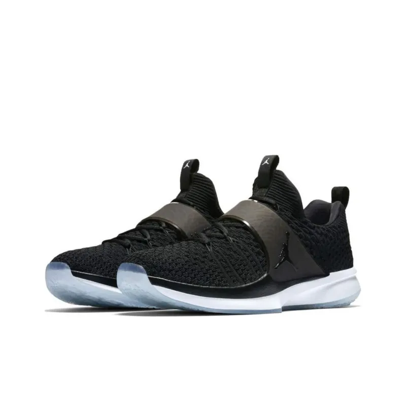 Jordan Trainer 2 Flyknit Black-2