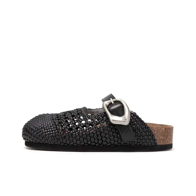 MIO Closed Toe Slippers Women's Beige-6