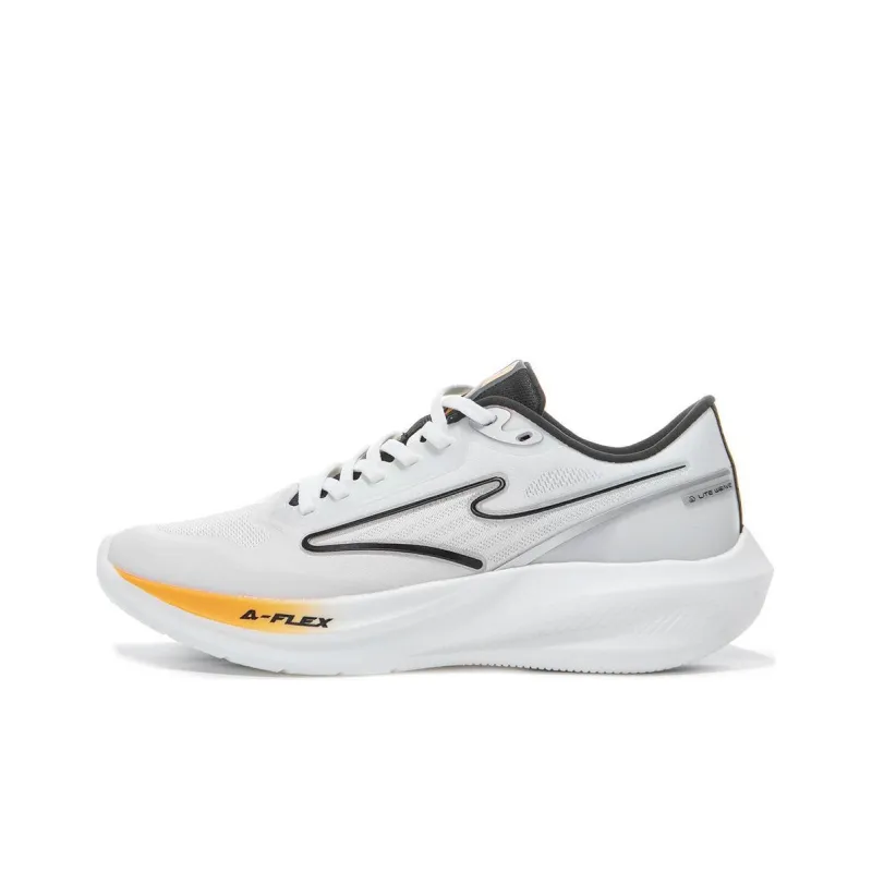 Erke Qitan Lite Wear resistant And Lightweight Low Top Casual Running Shoes Women's White Black-0
