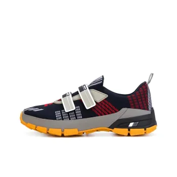 PRADA Crossection 'Black'