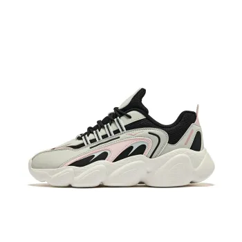 Erke Sweetheart 2.0 Cushioning Coverage Mid Top Running Shoes Women's Black White