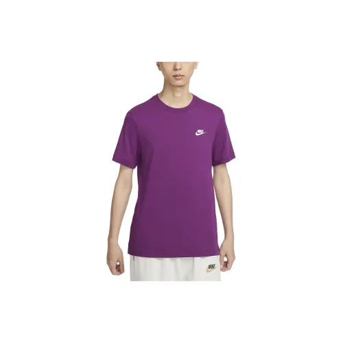 Nike Sportswear Club T-Shirts Men Tech Purple