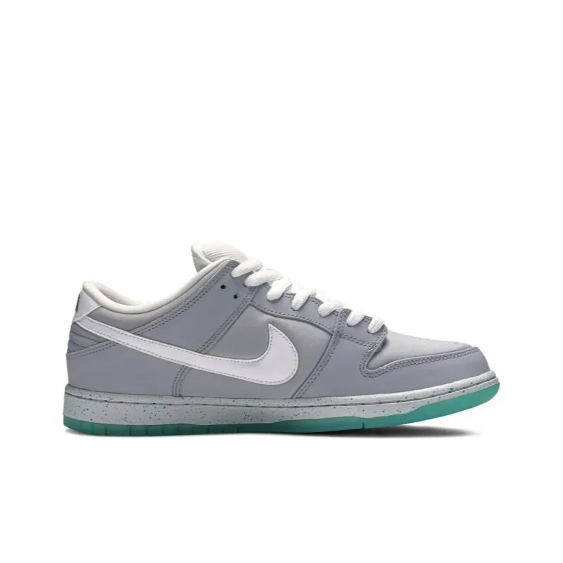 Nike SB Dunk Low Marty McFly-1
