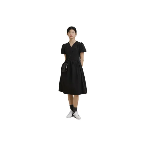 NICE PEOPLE Short-Sleeved Dresses Women's