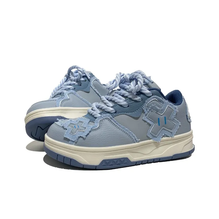 XLAIII Moisture-Wicking Lightweight Low-Top Running Shoes Unisex-1