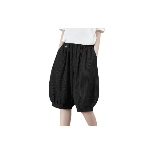 TOUCH Casual Shorts Women's Black Base With Thin White Stripes