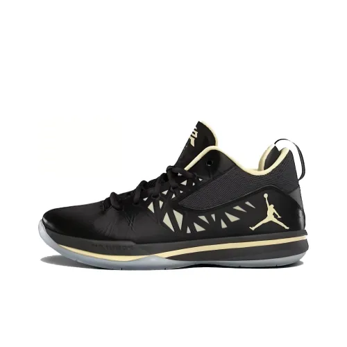 Jordan CP3.V Black Vegas Gold Anthracite