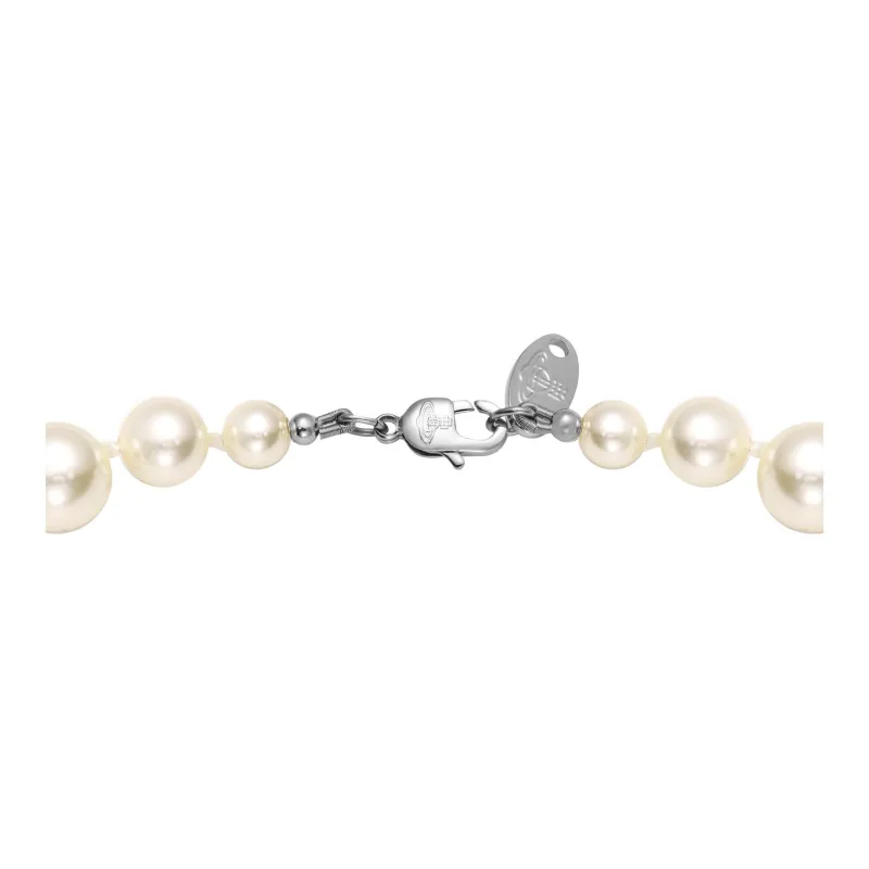 Vivienne Westwood One Row Pearl Bas Relief Choker-3