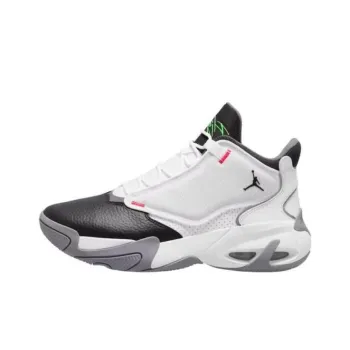 JORDAN Max Aura 4 White Black Green Strike