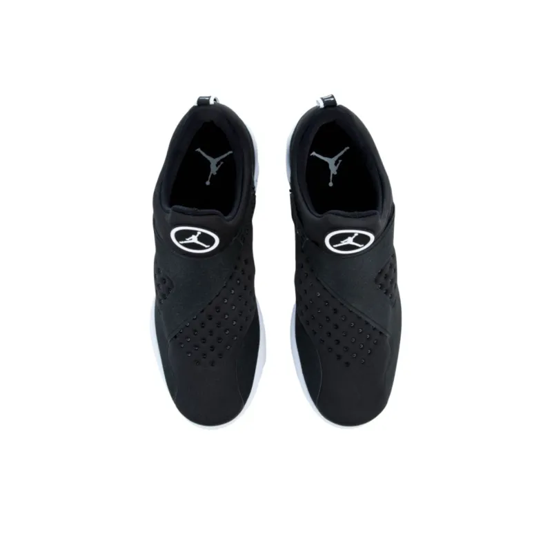 Jordan Trainer Essential Black/Black White-3