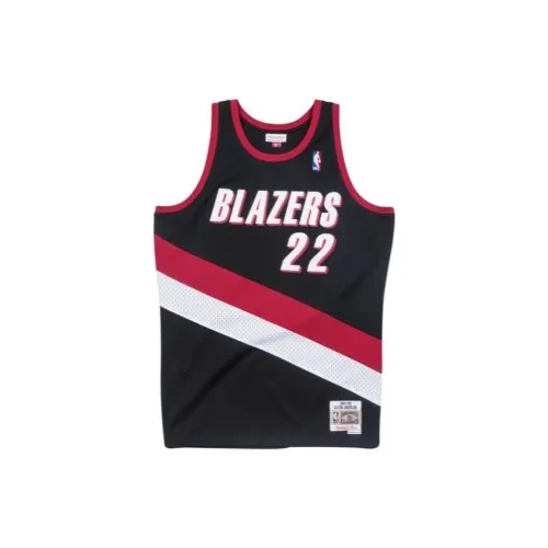 Mitchell & Ness Portland Trail Blazers 1991-92 Clyde Drexler Swingman Jersey 