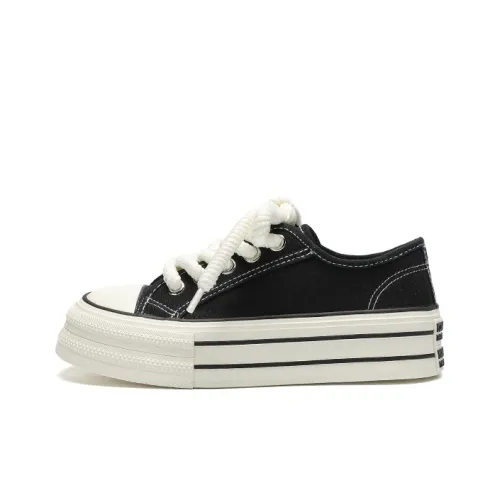 FOREVER 21 Canvas Shoes Women's Low-Top