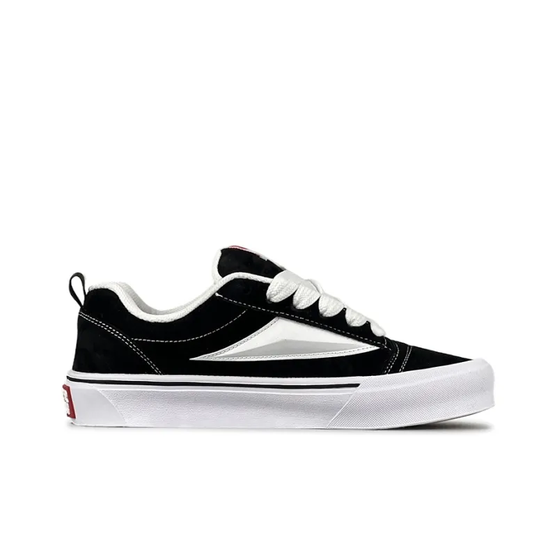 LuzaoT SUPER DRAG Wear Resistant Low Top Skateboard Shoes Unisex Black White-1