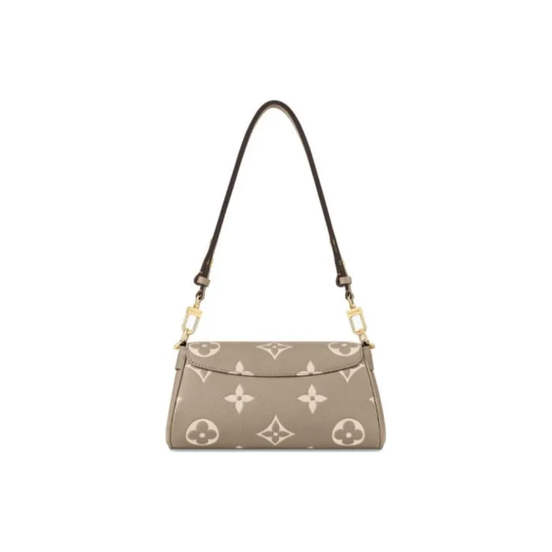 LOUIS VUITTON M45859 Favorite-3