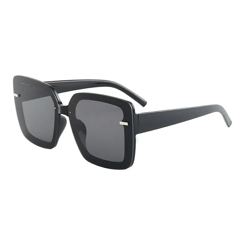 MT·MIT Square Sunglasses Women's-0
