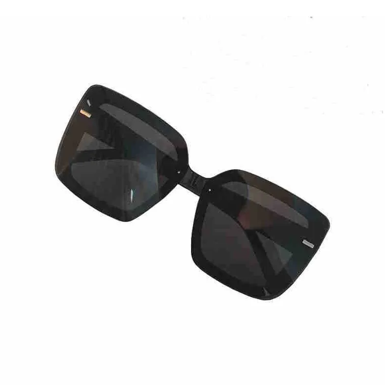 MT·MIT Square Sunglasses Women's-1