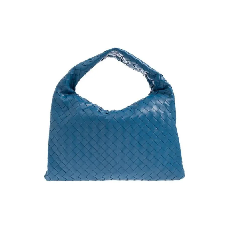 Bottega Veneta Hop Small Shoulder Bag-2