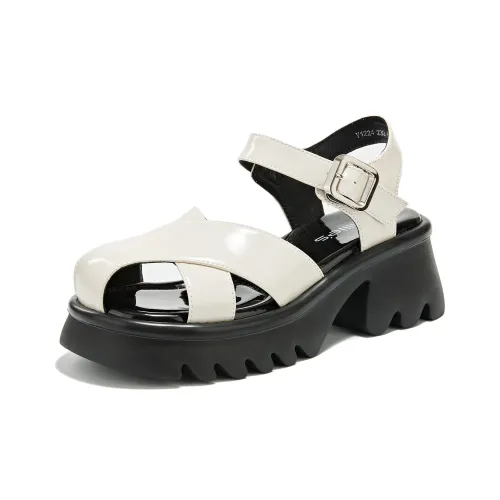 MILLIE'S Roman Sandals Women