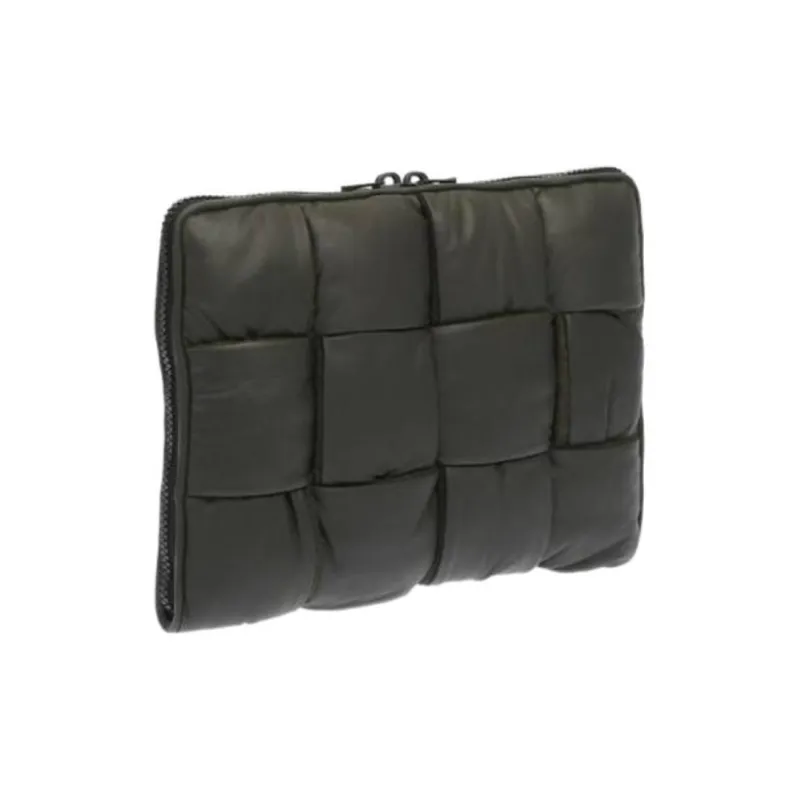 Bottega Veneta Men's Leather Padded Maxi Intrecciato Laptop Case Green-2