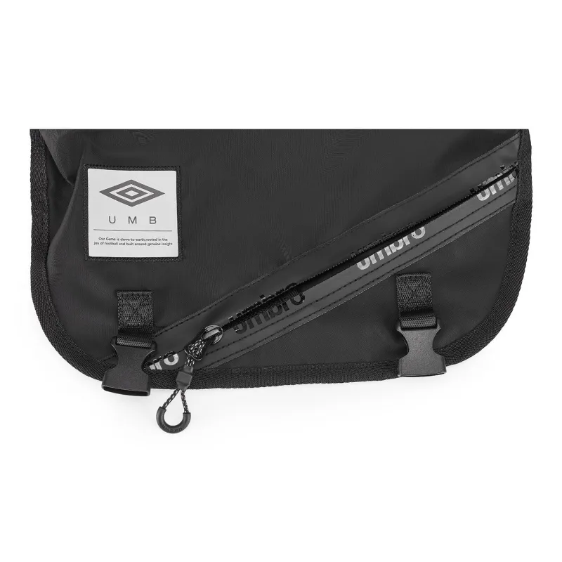 Umbro Fabric Messenger Bag, Shoulder Bag, Crossbody Bag Regular Men's Black-3