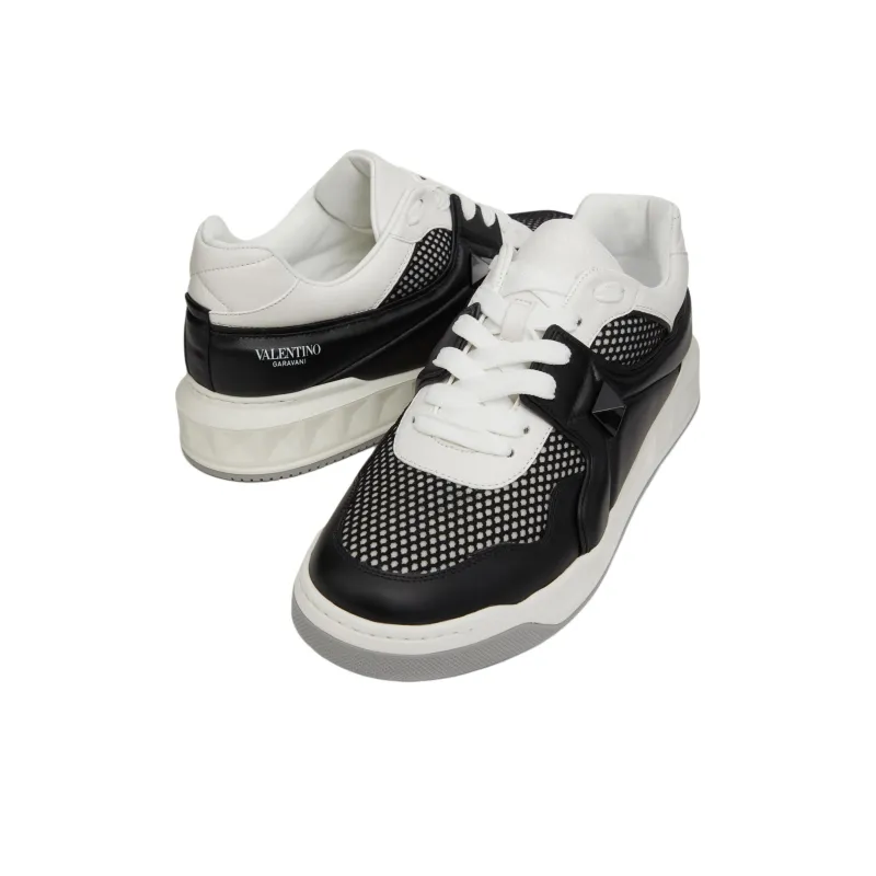 Valentino Garavani One Stud Lace-Up Sneakers-4