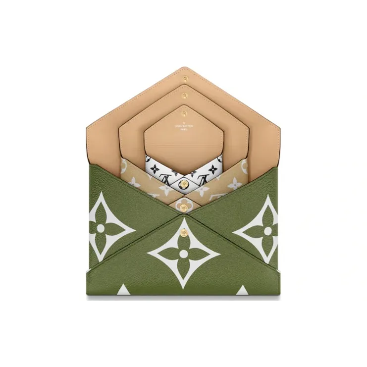 LOUIS VUITTON Pochette Kirigami Insert Monogram Giant Medium Beige-3