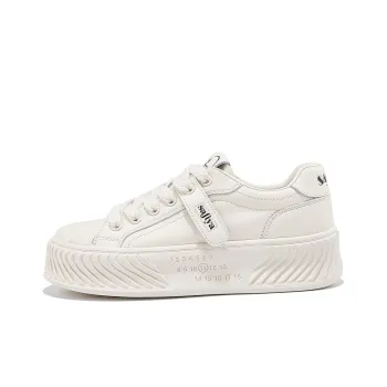 XINGQILIUQIXIA x Safiya Lightweight Height Increasing Low Top Skateboard Shoes Women's