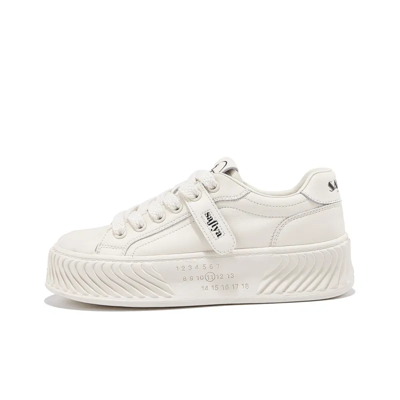 XINGQILIUQIXIA x Safiya Lightweight Height Increasing Low-Top Skateboard Shoes Women's-0