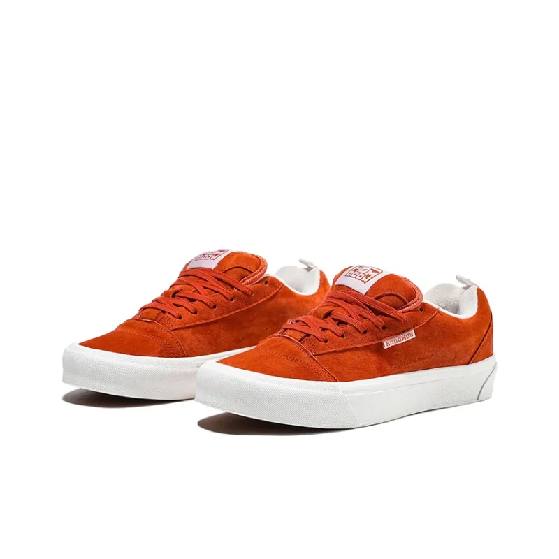 HOMDOON Coverage Wear Resistant Low Top Skateboard Shoes Unisex Dirty Orange-2