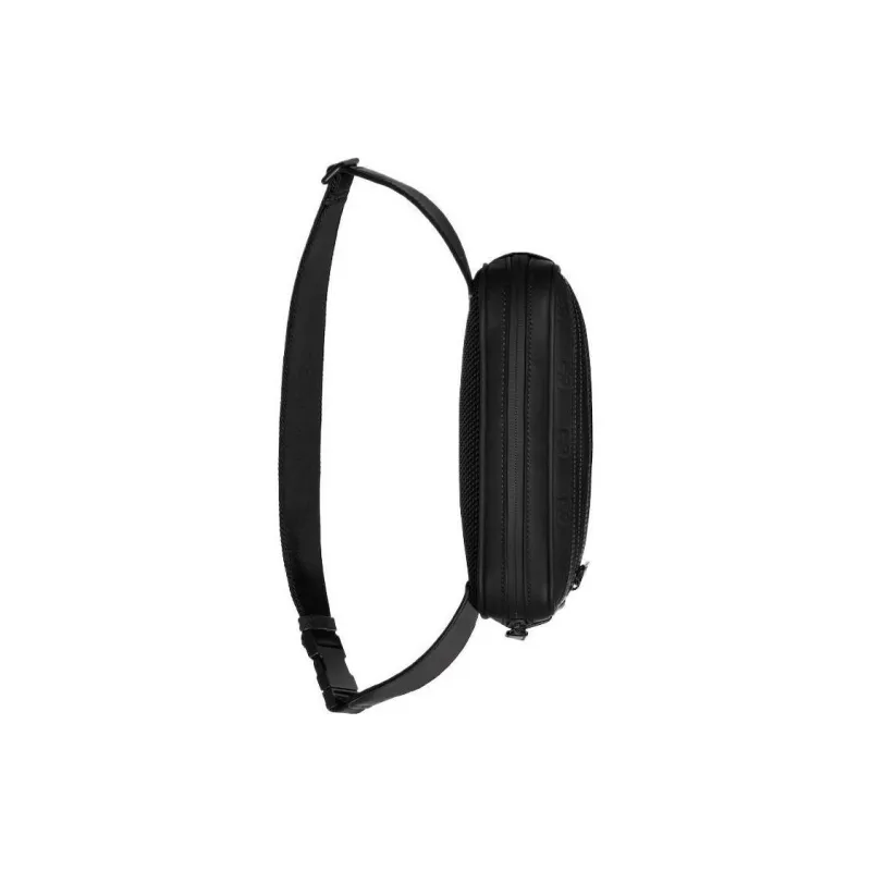 GUCCI Rubber Leather Fanny Pack Men's Black-4