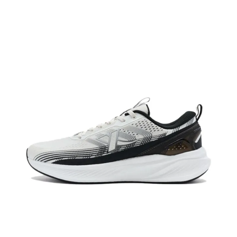XTEP Cushioned Wear Resistant Breathable Rebound Low Top Sprint Running Shoes Men's White Black-0