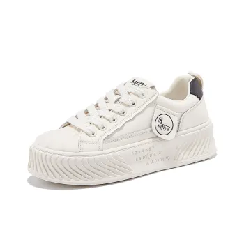 XINGQILIUQIXIA x Safiya Lightweight Height Increasing Low Top Skateboard Shoes Women's