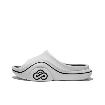 Cool Bucket Cloud Series Cut-Out Slip-Resistant Slide Slippers Unisex Cloud White Black