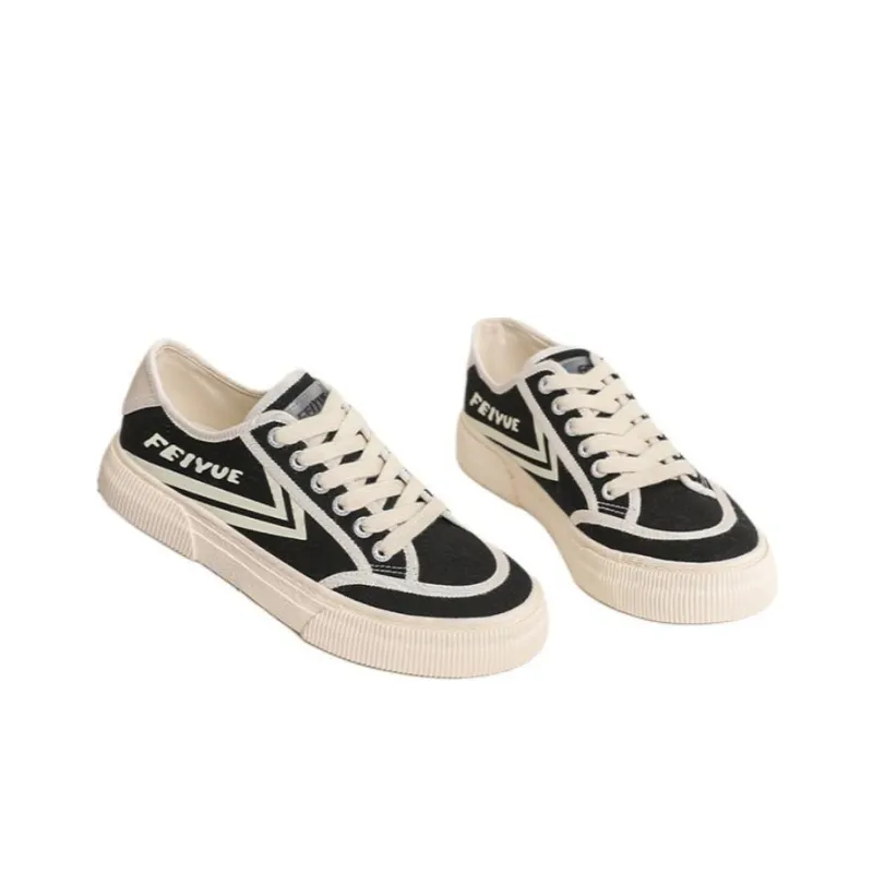 Feiyue Non slip Lightweight Low Top Canvas Shoes Women's Black-2